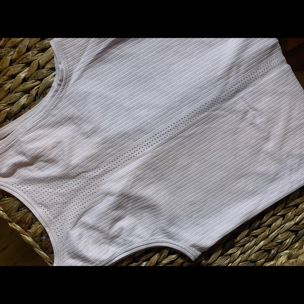 Athleta Ribbed Racer Back Tank - Picture 4 of 5